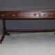 Bureau plat Anglais en acajou vers 1900