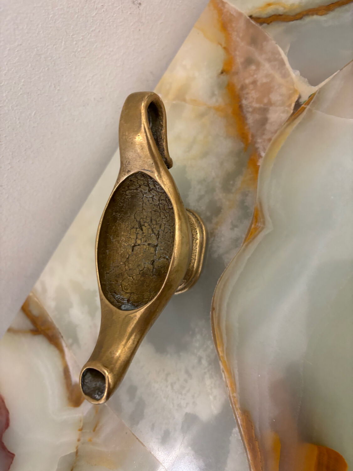 Brass catch-all / ashtray – vintage Aladdin lamp shape