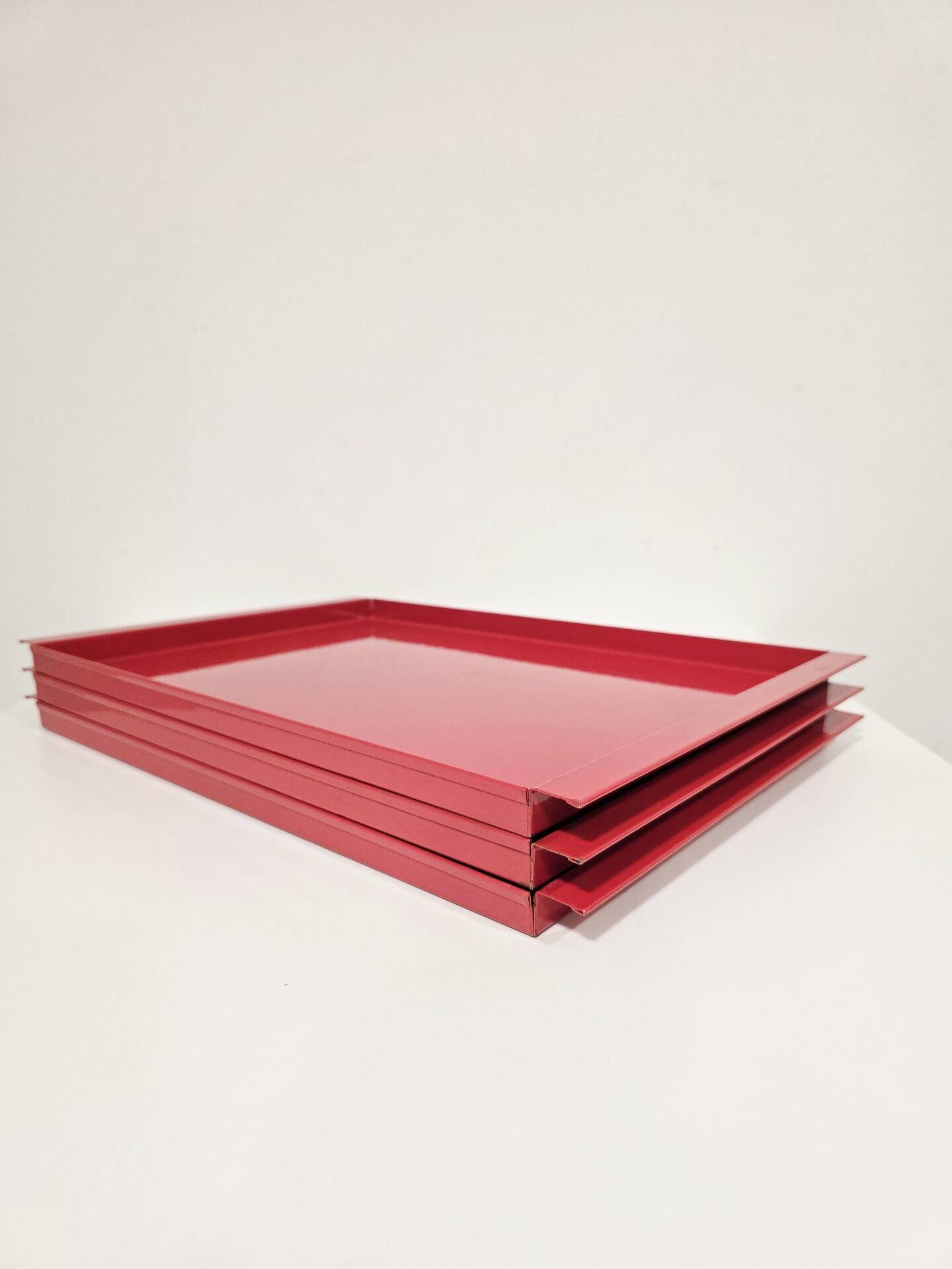 Vintage Italian Red Metal Trays / Mid-Century Modern Decorative Servin