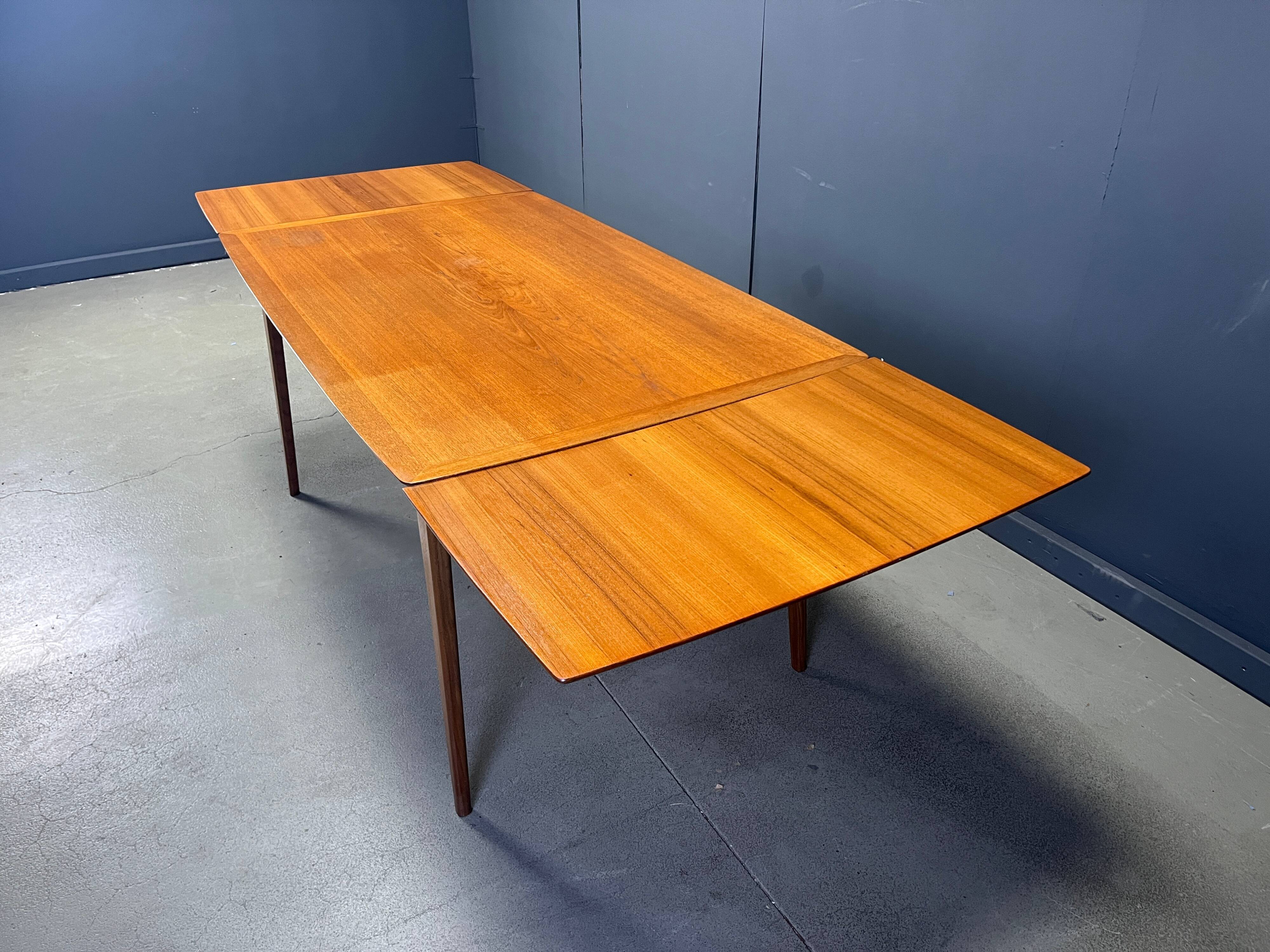 Mid-century dining set by Louis van Teeffelen for Wébé, 1960s