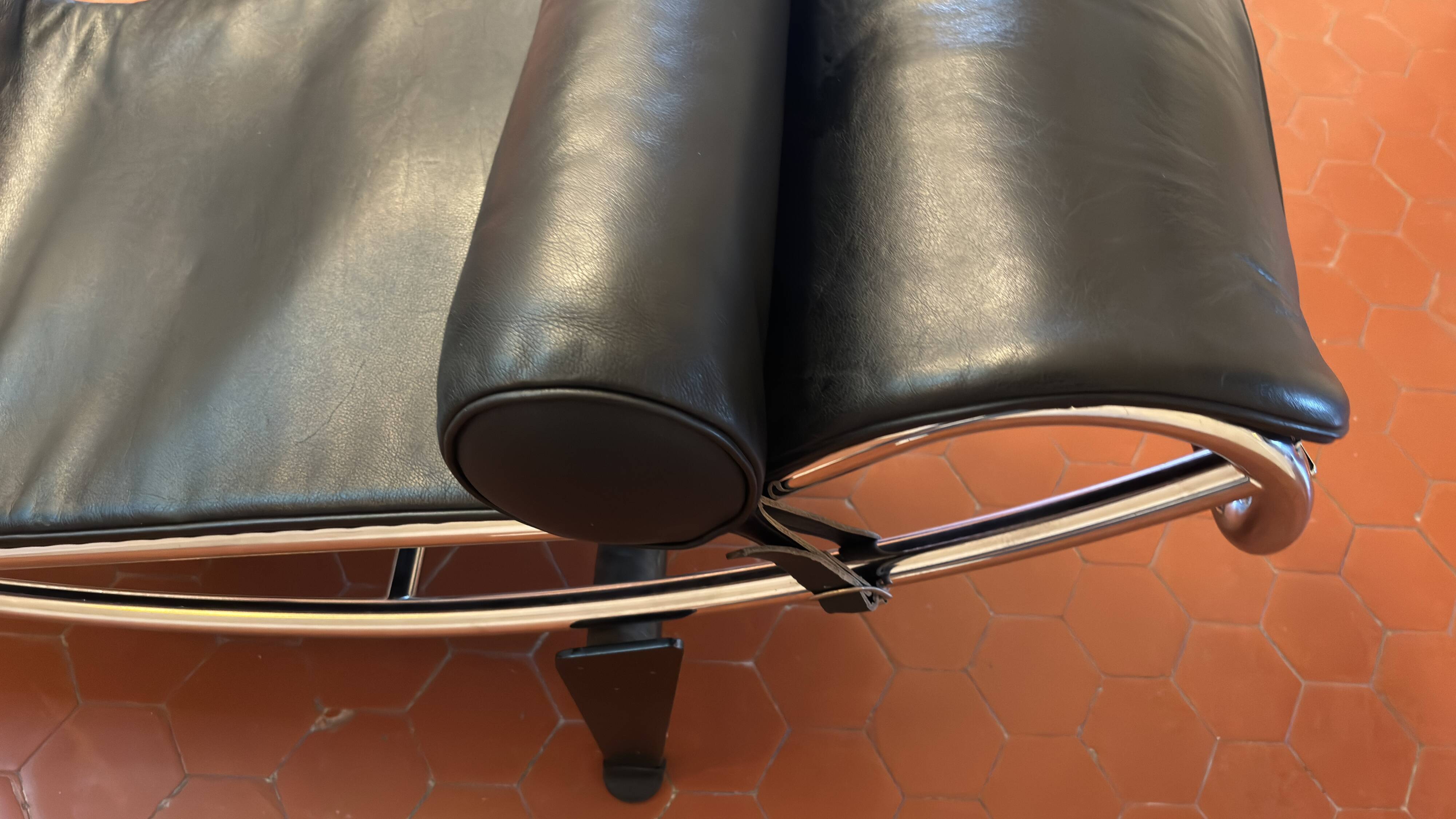 LC4 Chaise Longue Perriand Jeanneret Le Cobusier, cassina edition