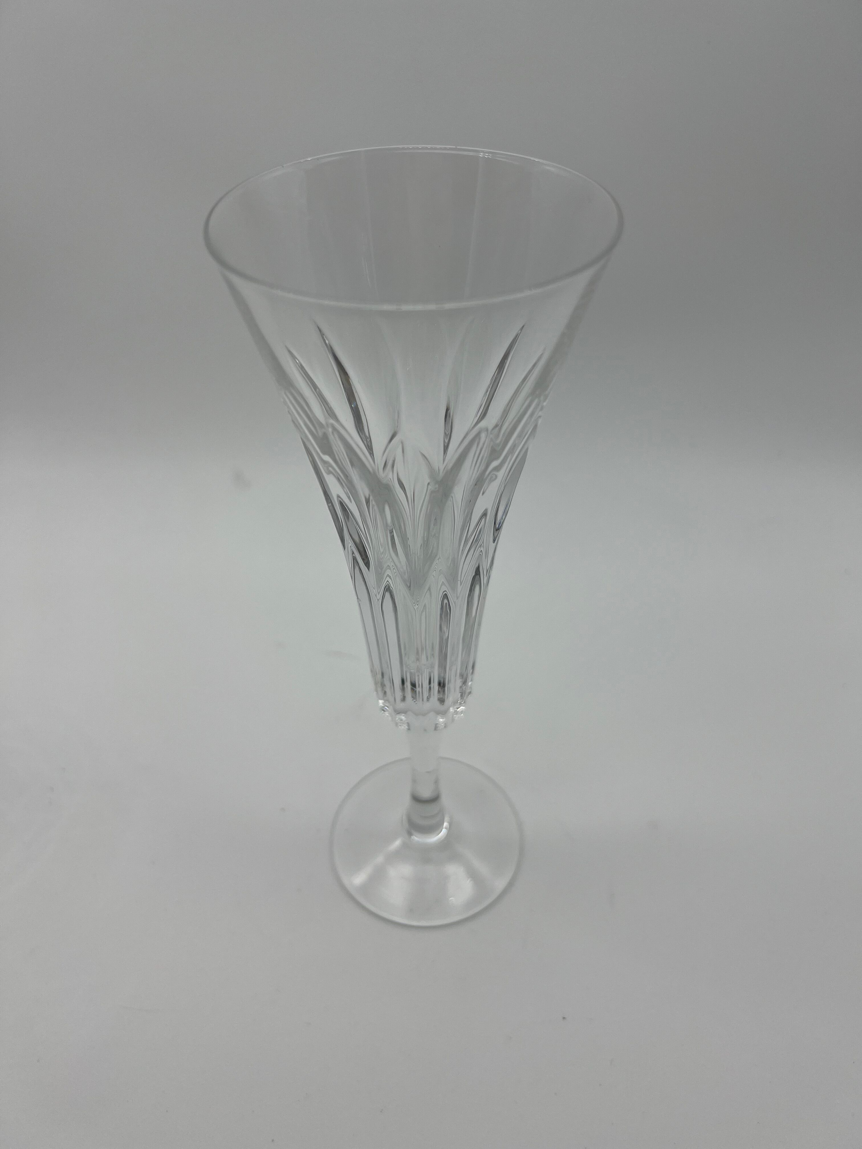 3 flutes champagne glasses