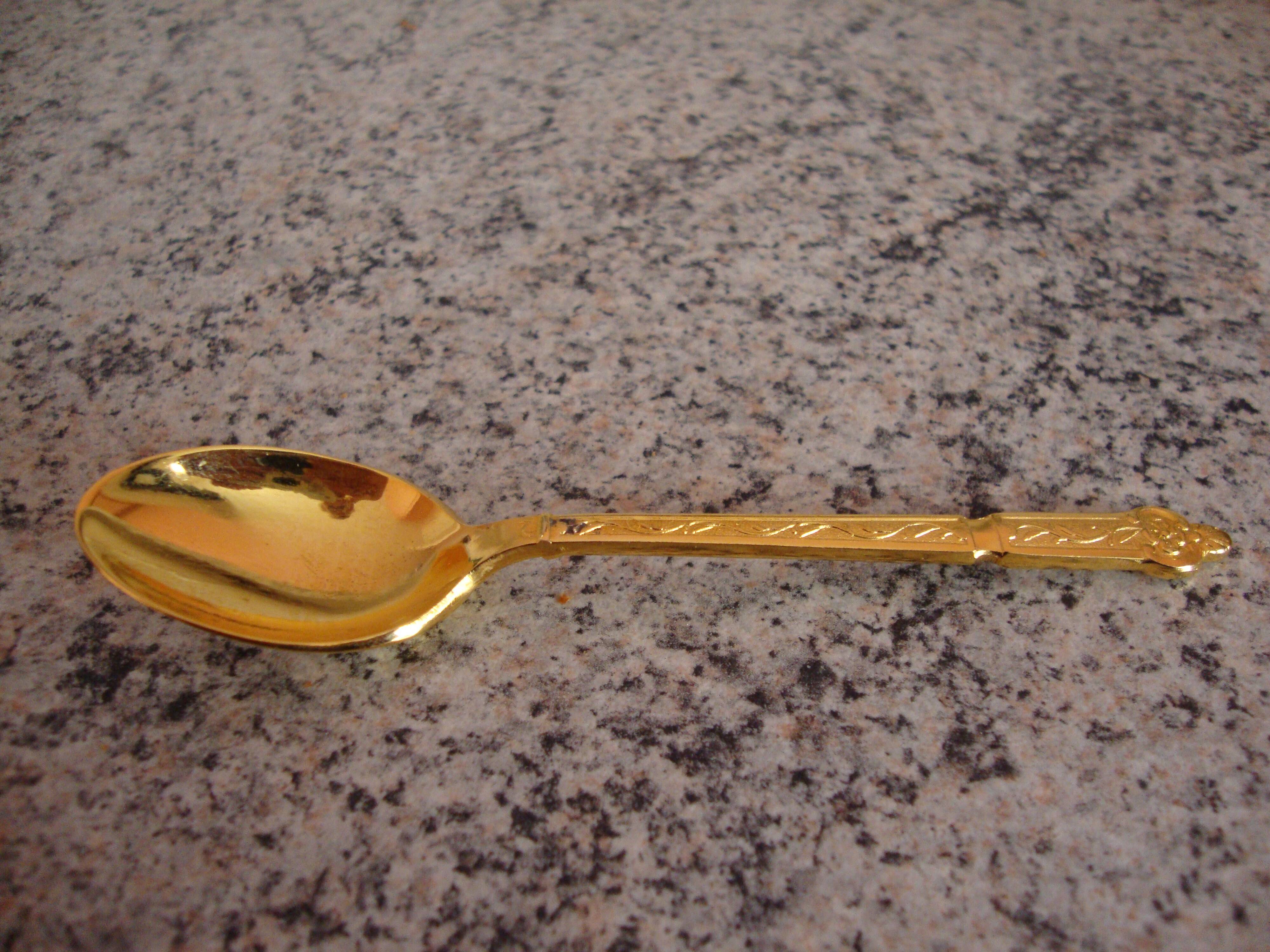 6 ancient golden mocha spoons in fine gold