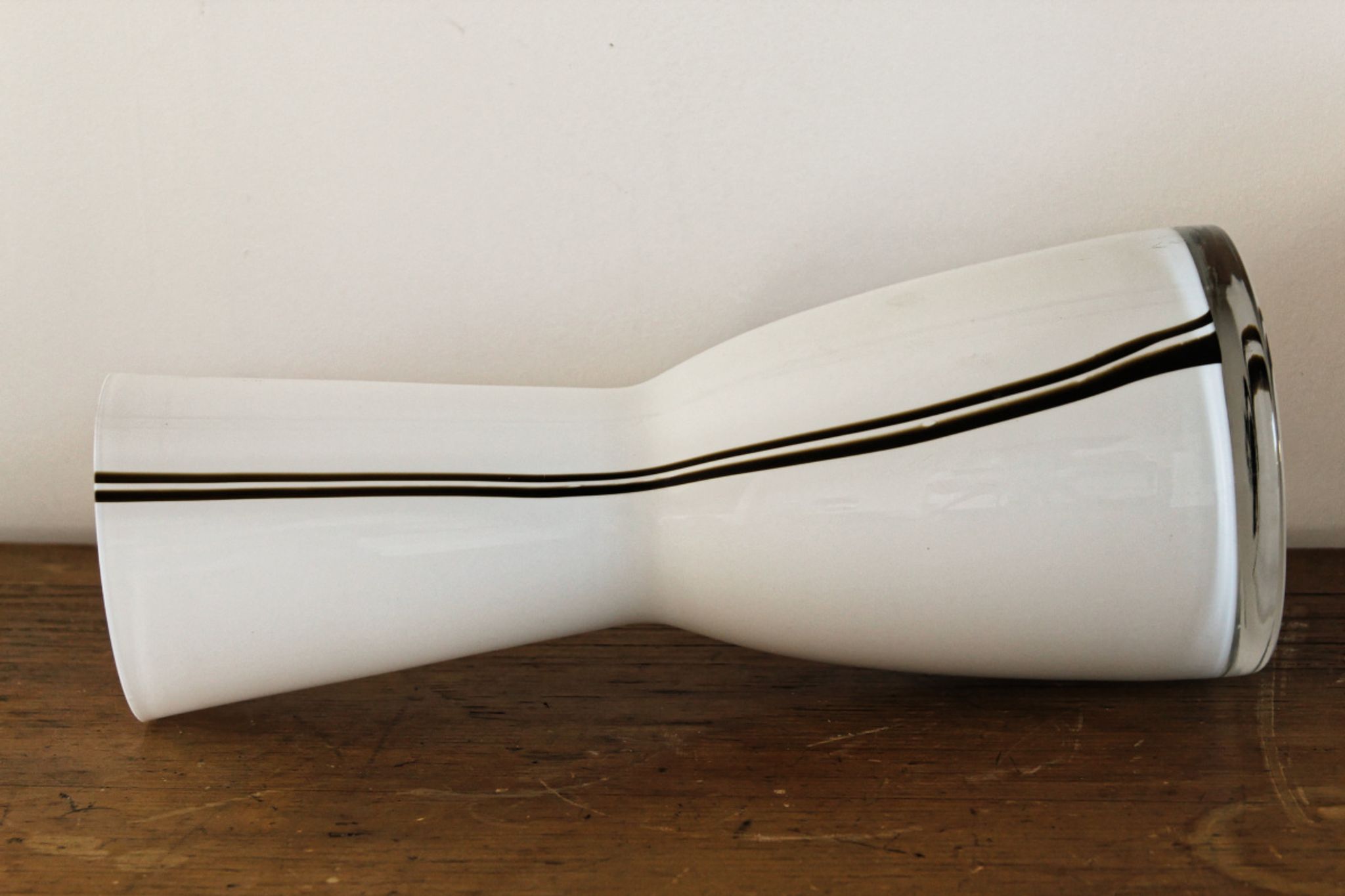 Vase vintage en verre opaque