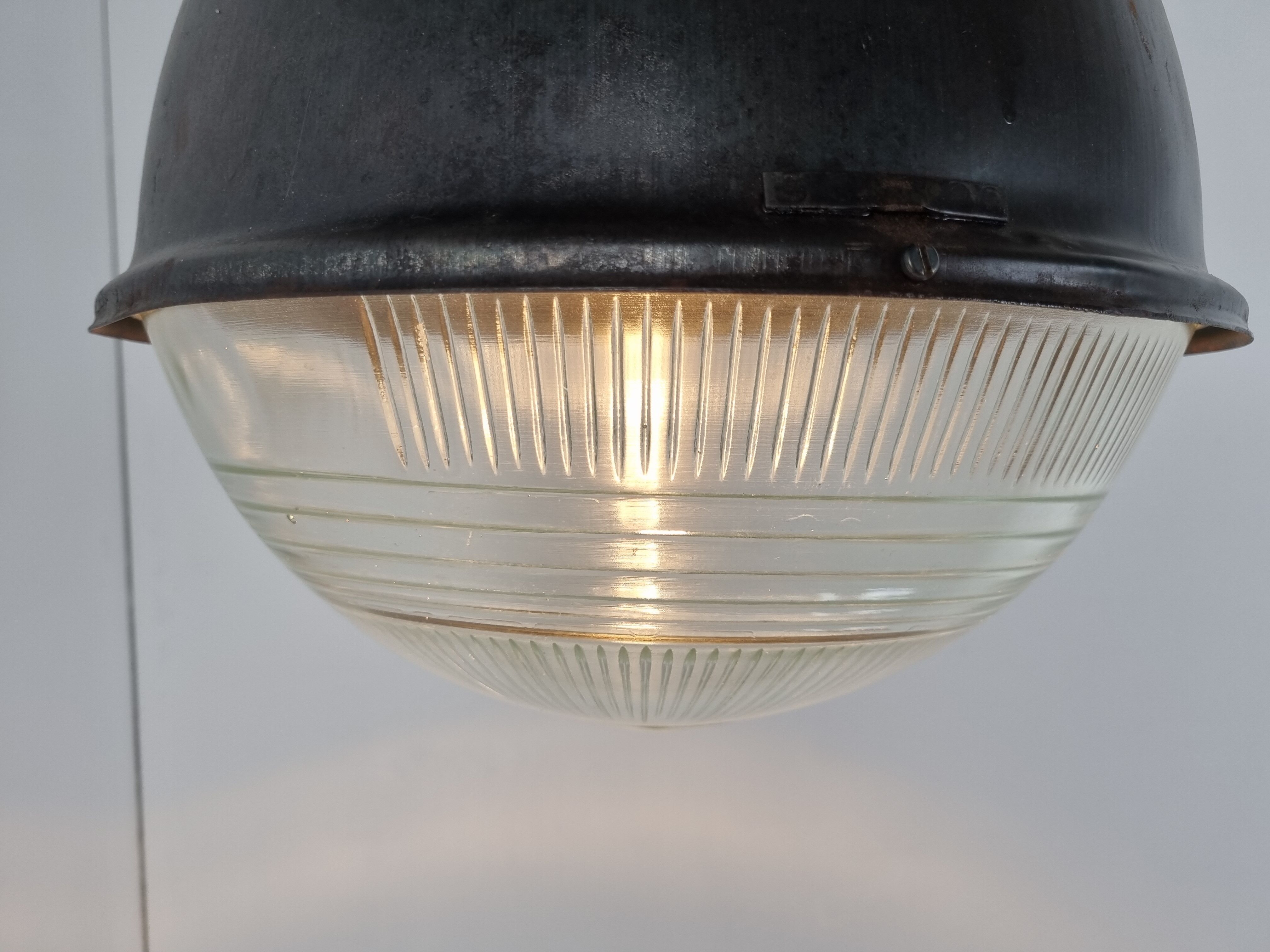 Industrial lamp with glass, 1930s