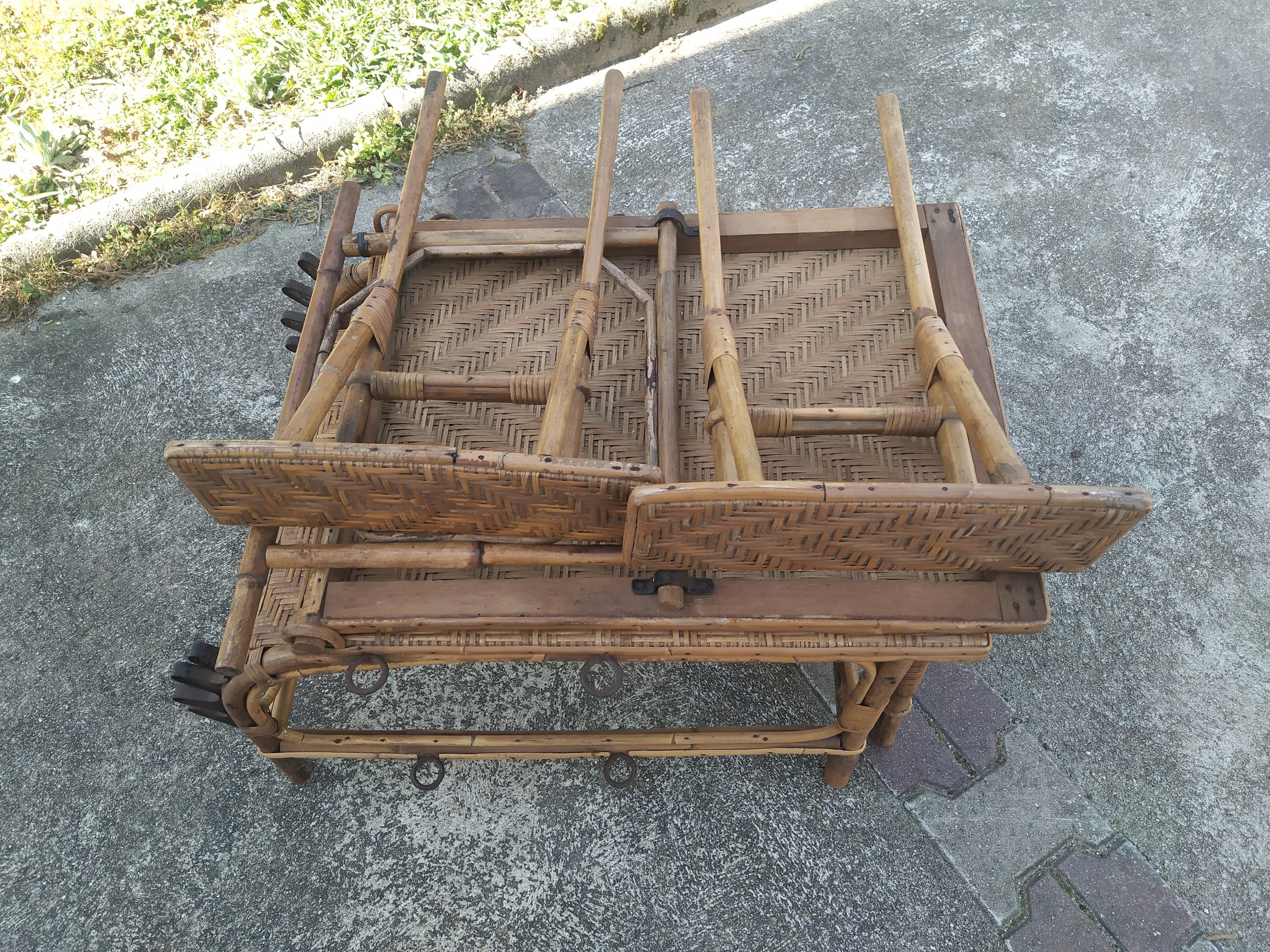 Former rattan and bamboo lounge chair in 1920
