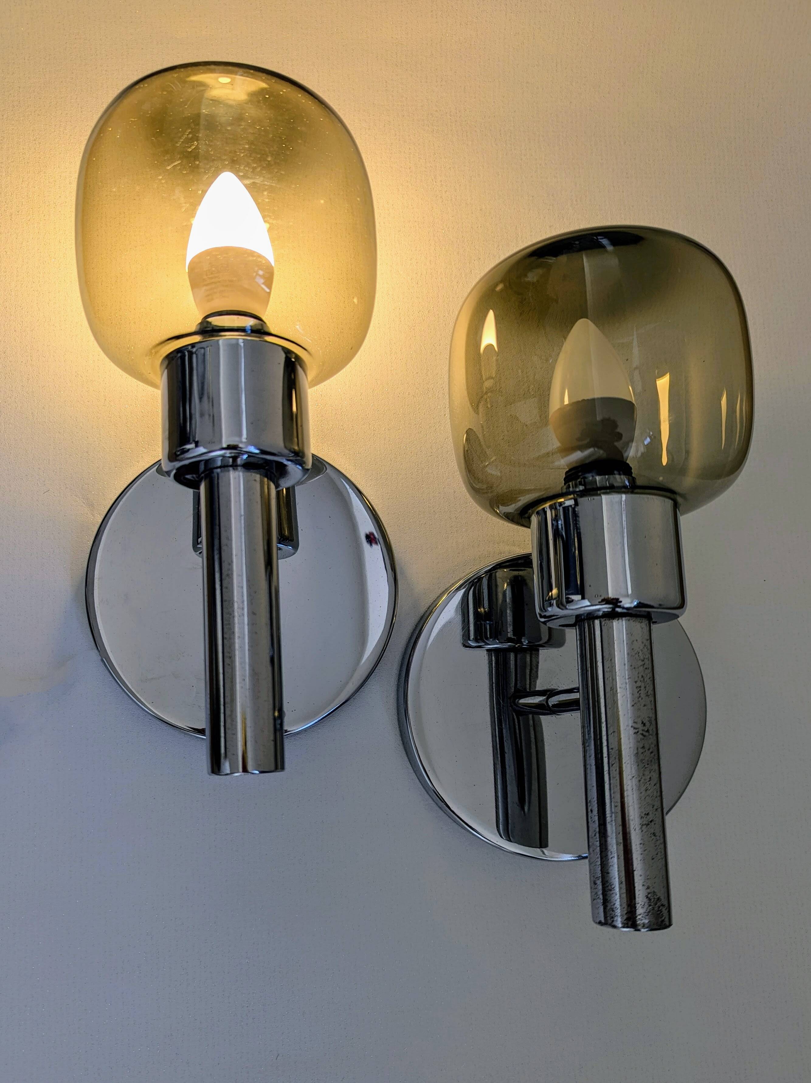 Pair of vintage wall lights