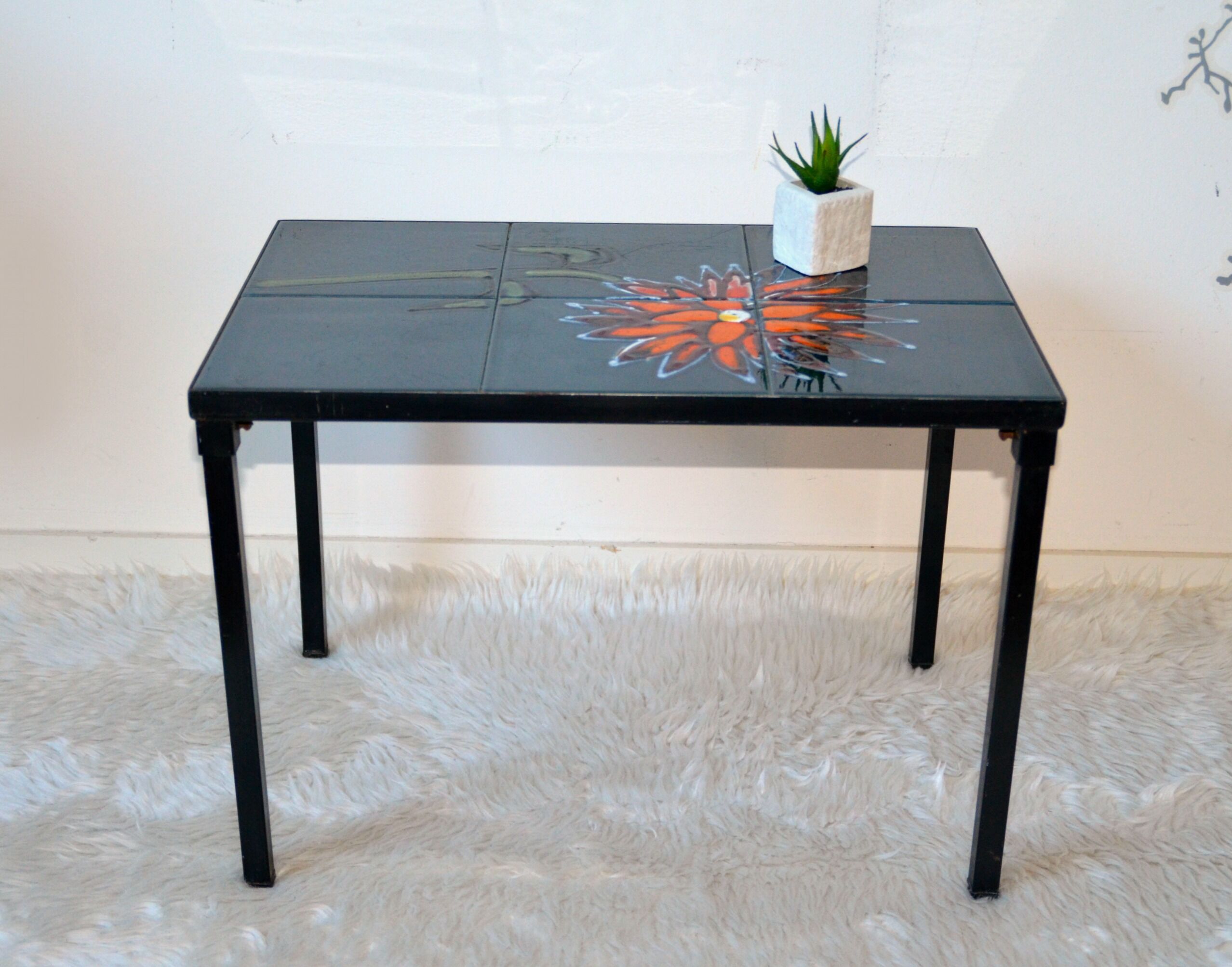 Table low steel and ceramic 50s