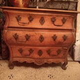 Bordeaux walnut tomb commode Louis XV