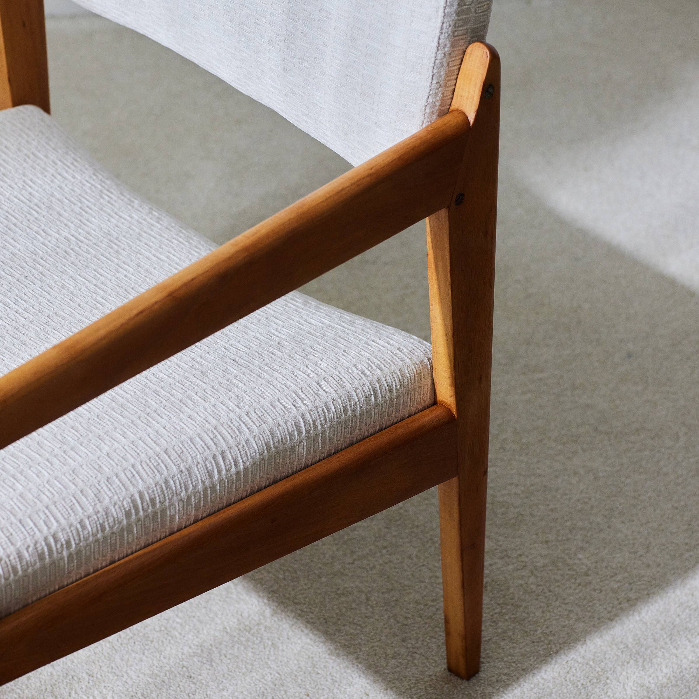 Thonet armchair model EMT 0030 designed by Rudolf Glatzel