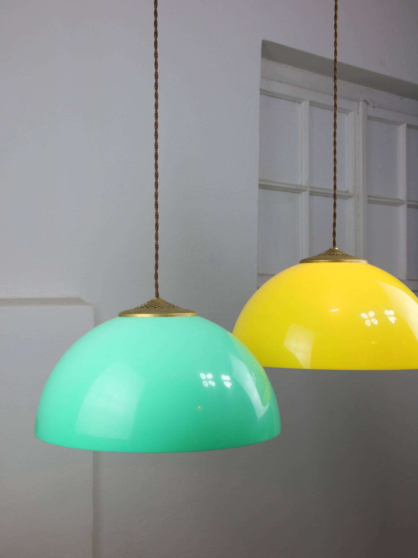 Mid-century italian brass and plexiglass pendant lamp, set of 2