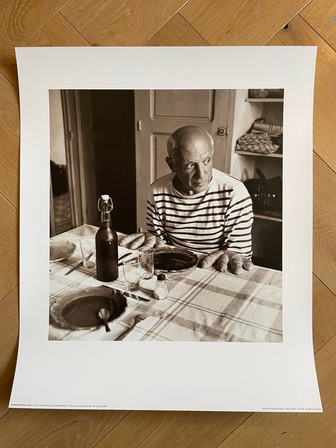 Robert Doisneau after (1912-1944), Les Pains de Picasso, Vallauris 1952, Copyright Robert Doisneau/ Gamma Rapho, Sucession Picasso/VG Bild, KunstbBonn 1998, Printed in Germany