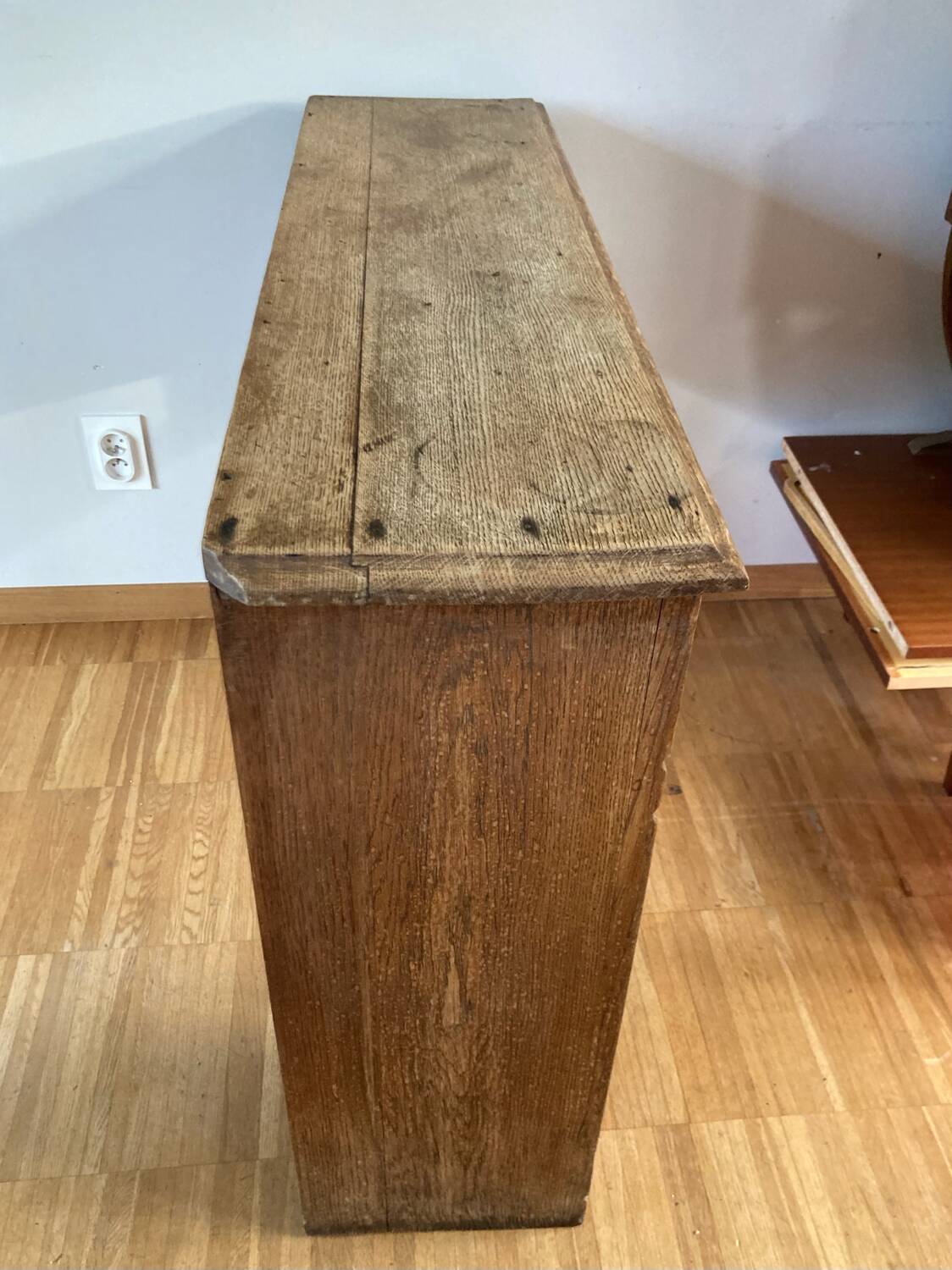 Art Deco fireplace mantel