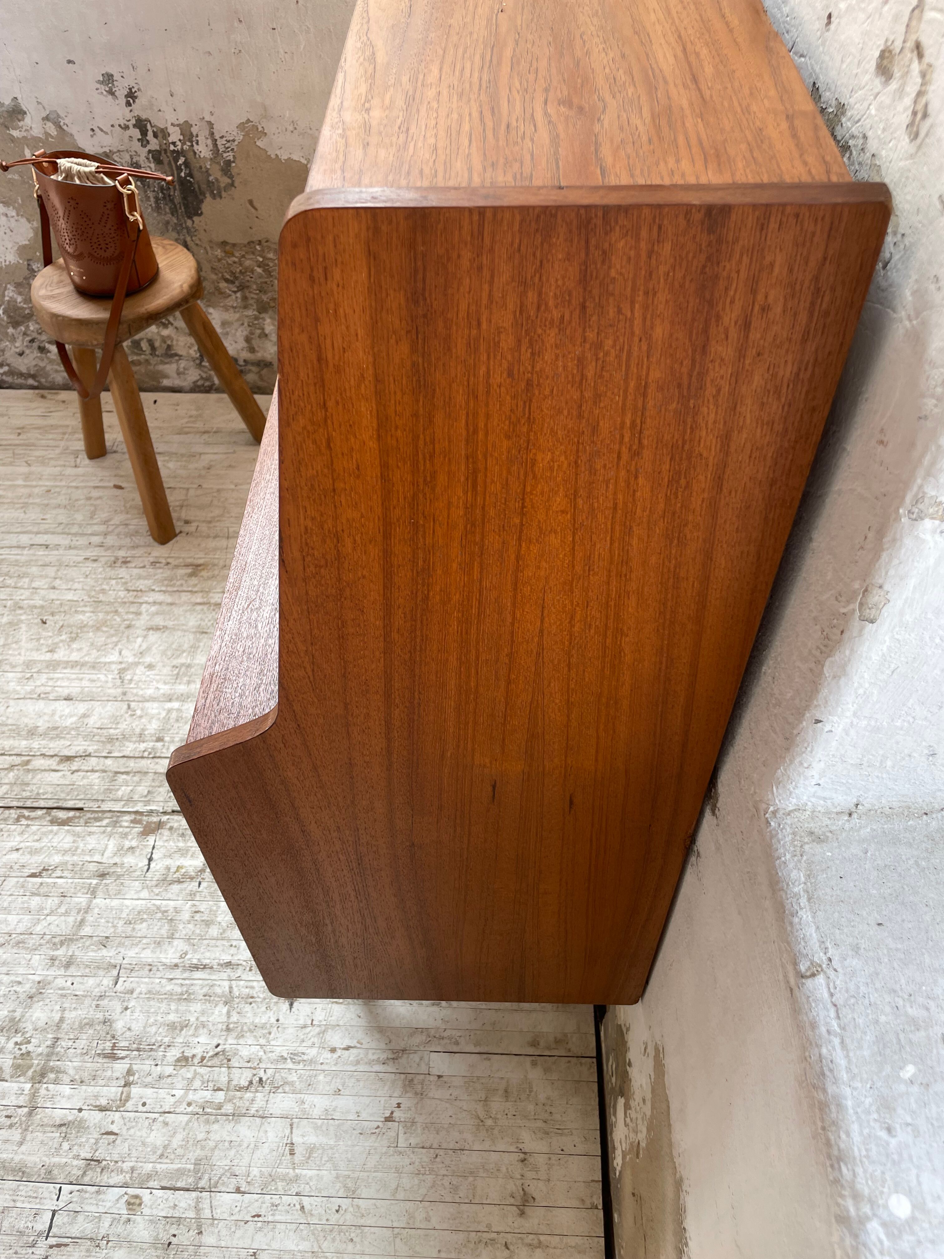 Secretary Samcom teck 1960