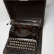 Machine à écrire Simtype de 1951