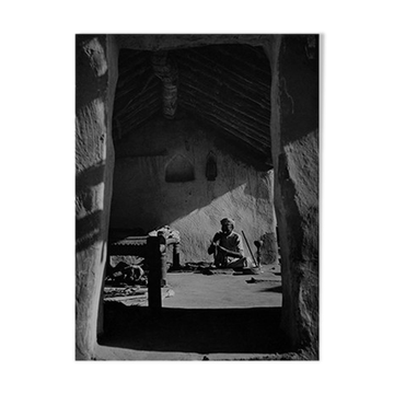 In the house, craftsman at work India Rajasthan around 1960.