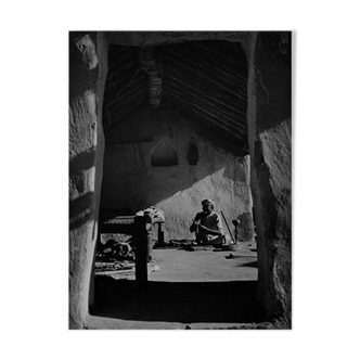 In the house, craftsman at work India Rajasthan around 1960.