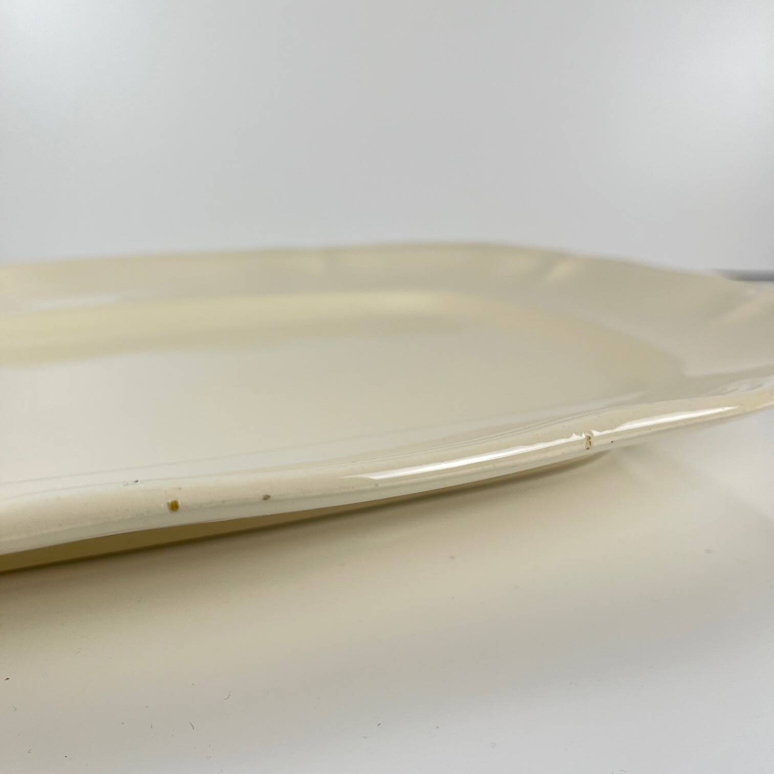 Large rectangular Sarreguemines cream dish, early 20th century.
