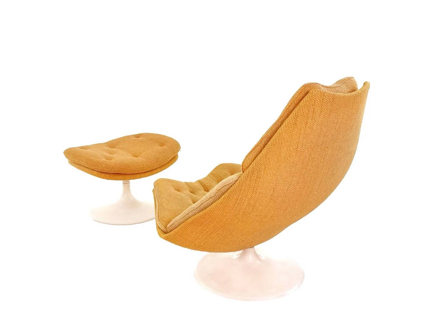 Vintage Artifort F588 swivel chair with ottoman – Harcourt design