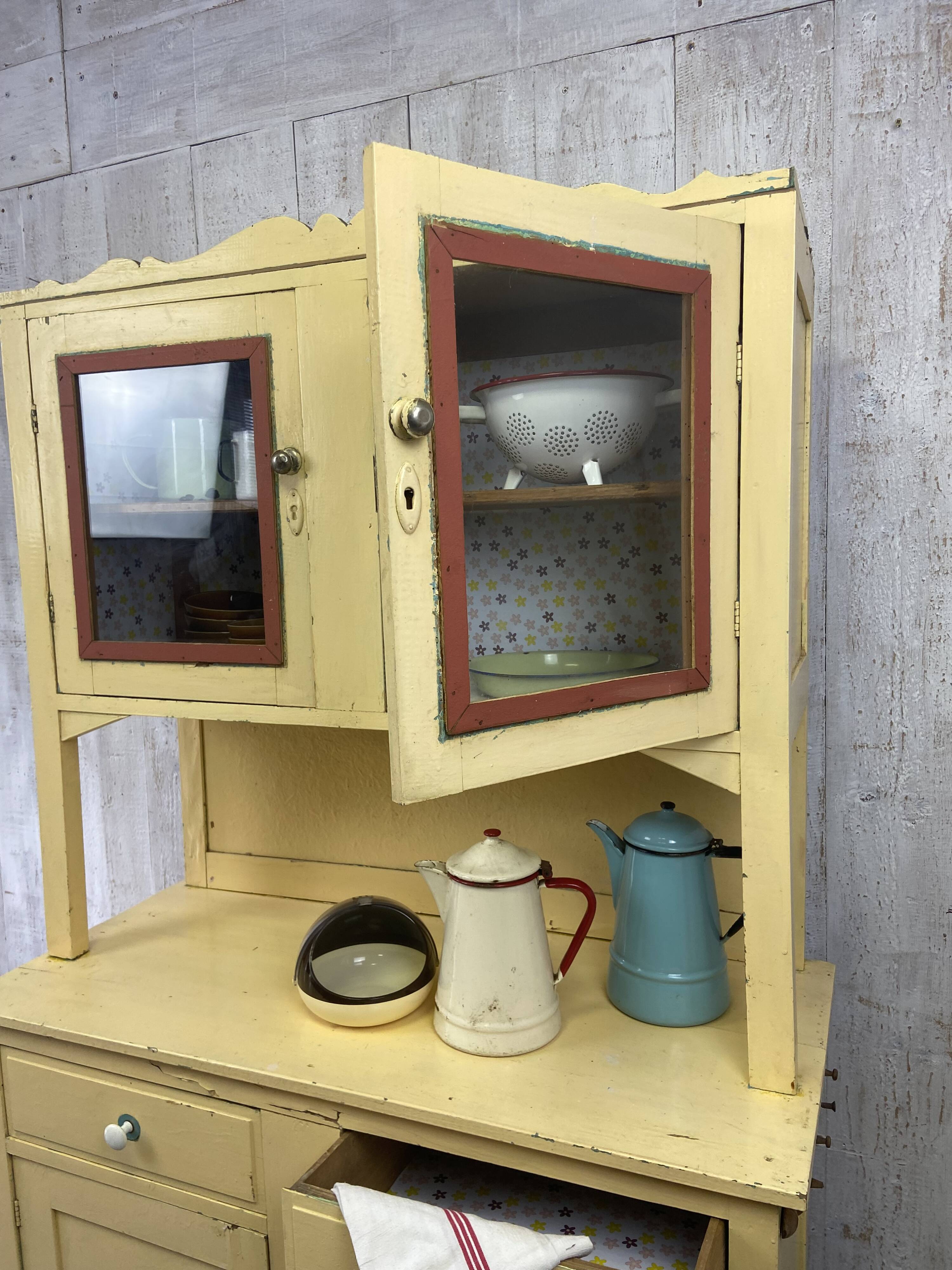 Kitchen dresser/sideboard
