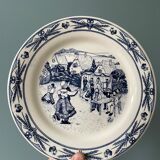 Two antique plates in Gien porcelain France