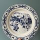 Deux assiettes anciennes en porcelaine de Gien France
