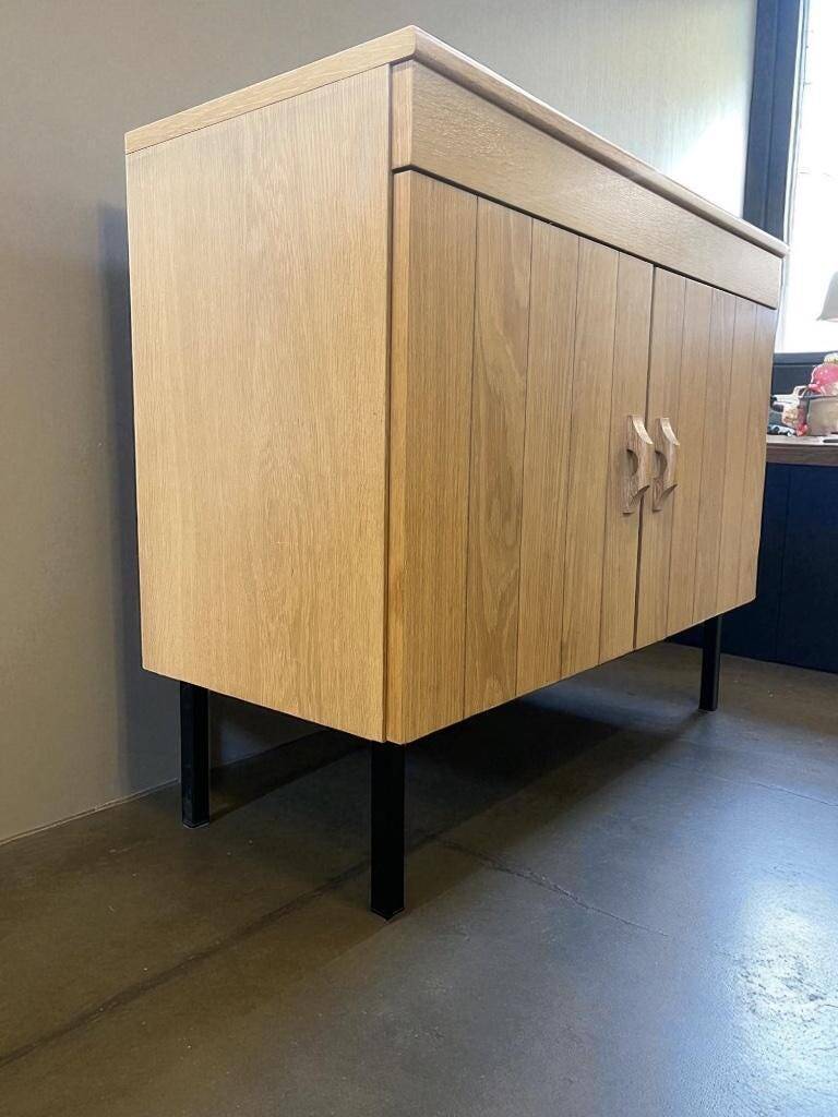 Vintage chest of drawers / cabinet with steel legs