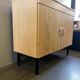 Commode vintage / armoire avec pieds en acier