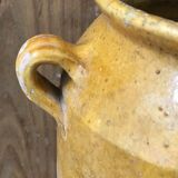 Yellow grease pot from the South West region of France
