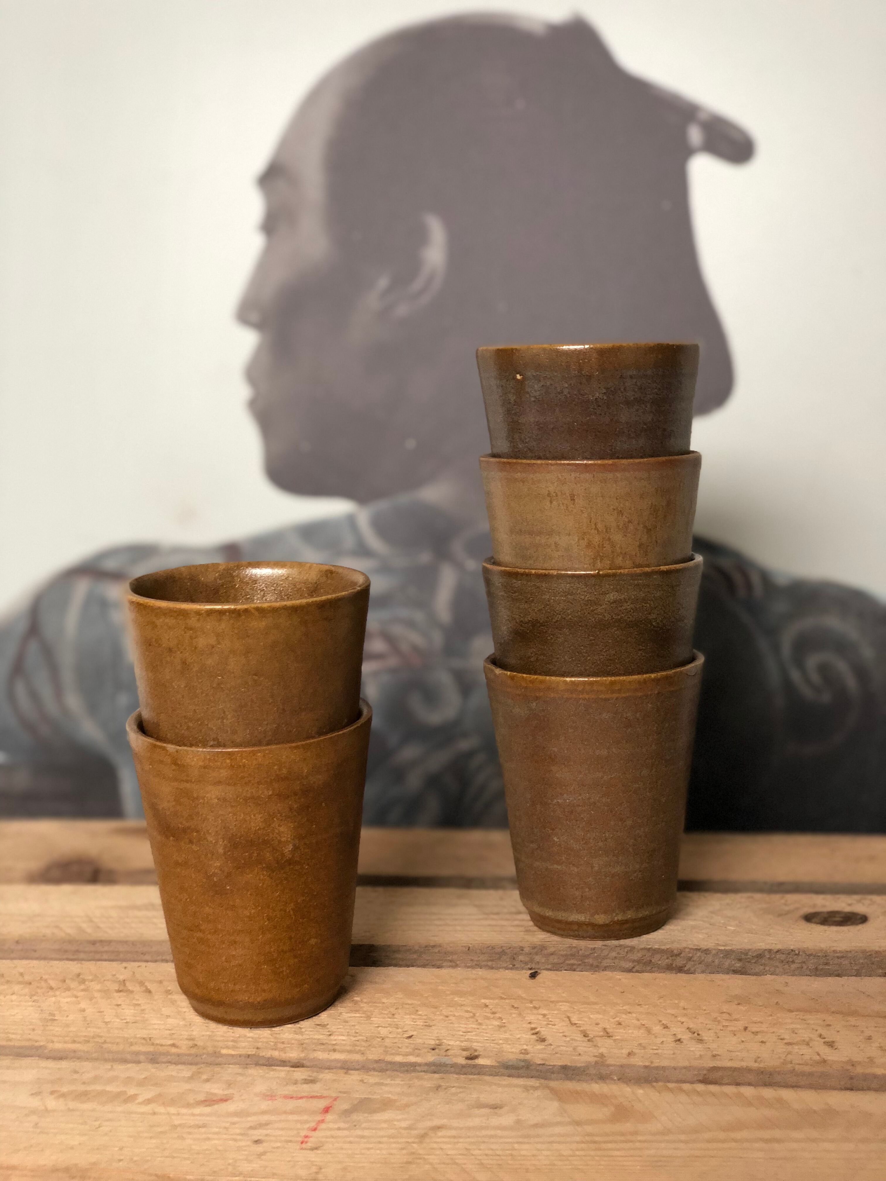 Lot 6 cups in earth-coloured stoneware