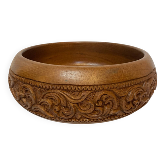 Polynesia, large carved wooden bowl or salad bowl, circa 1970