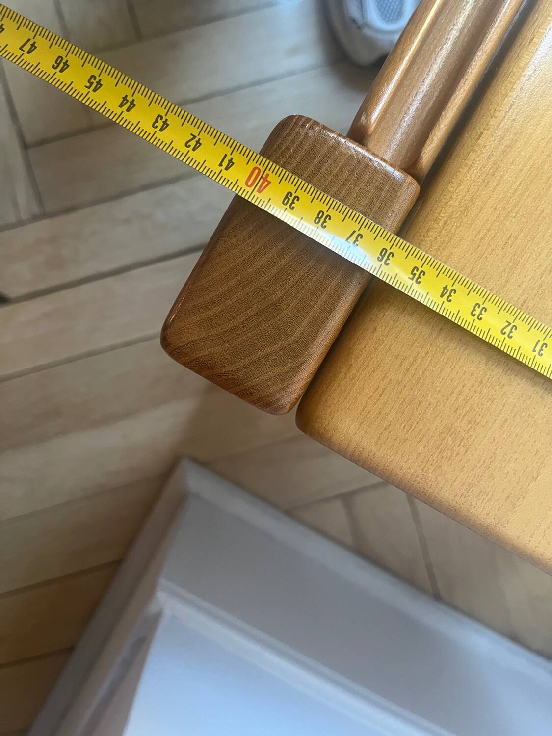 Elm bedside table in the Maison Regain style.