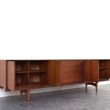 Buffet en teck du milieu du siècle par Rolf Rastad et Adolf Relling pour Gustav Bahus