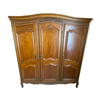 Bedroom cabinet