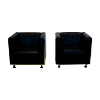 Fauteuils modèle ''Ko'' par Matteo Grassi pour Kunihide Oshinomi