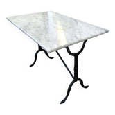 Table de bistrot en marbre