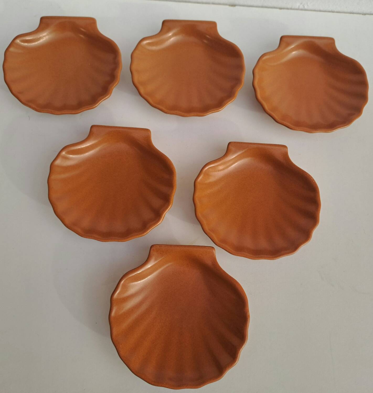 6 scallop bowls Émile Henry