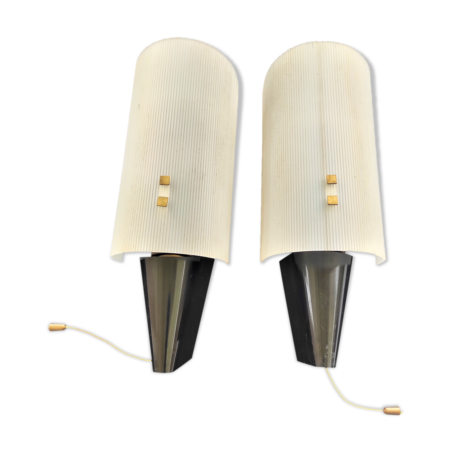 Pull wall lamps