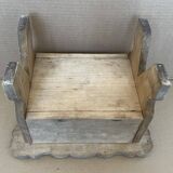 Tabouret coffre ancien