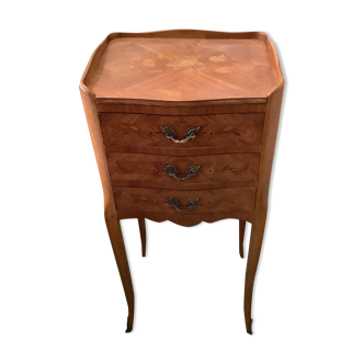 Table de chevet