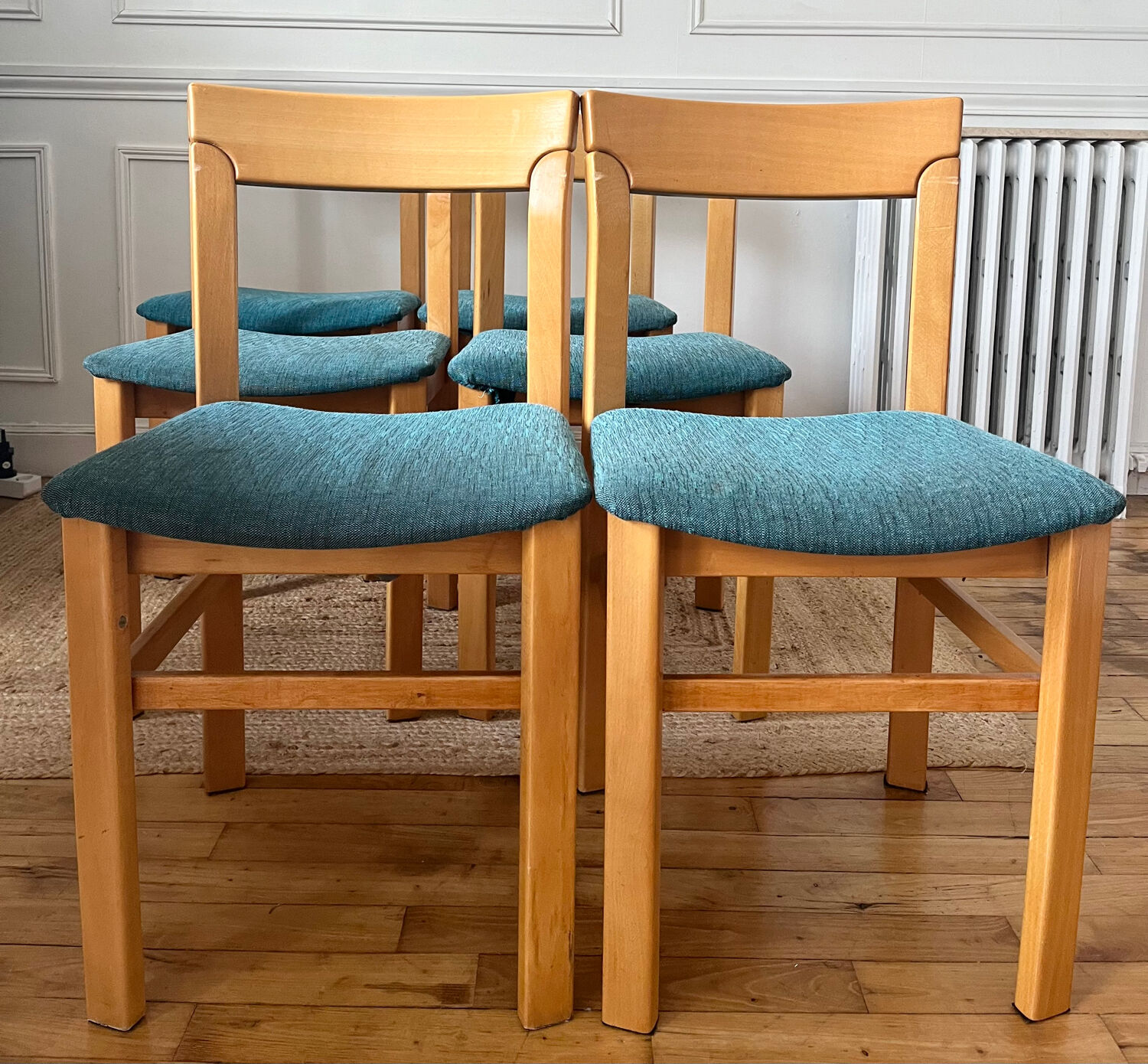 6 solid elm chairs from the 1970s