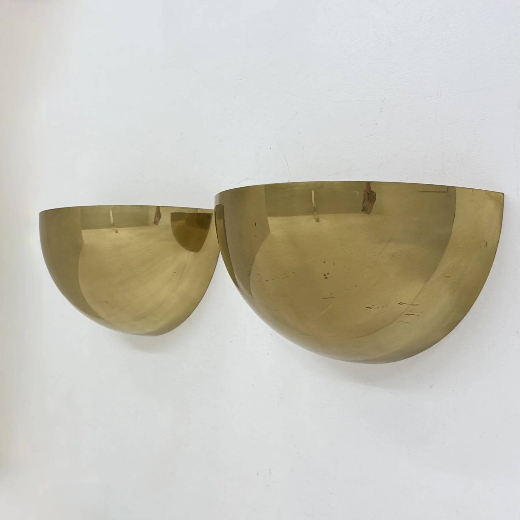 Mid-century pair of brass wall light sconces, 1970s