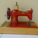 Metal sewing machine "orsha" ussr vintage soviet urrs