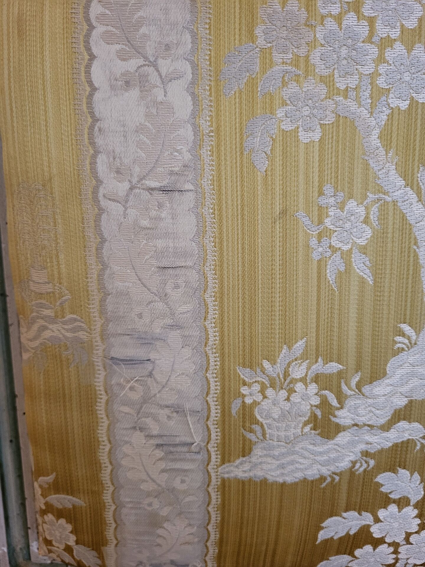 2 chaises style Louis XVI