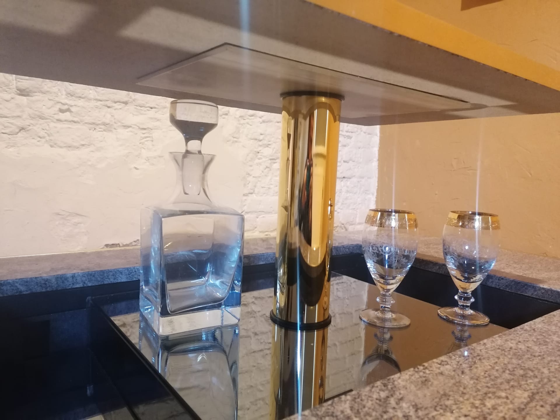 Table bar en granite