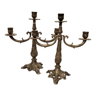 Paire de chandeliers tripodes