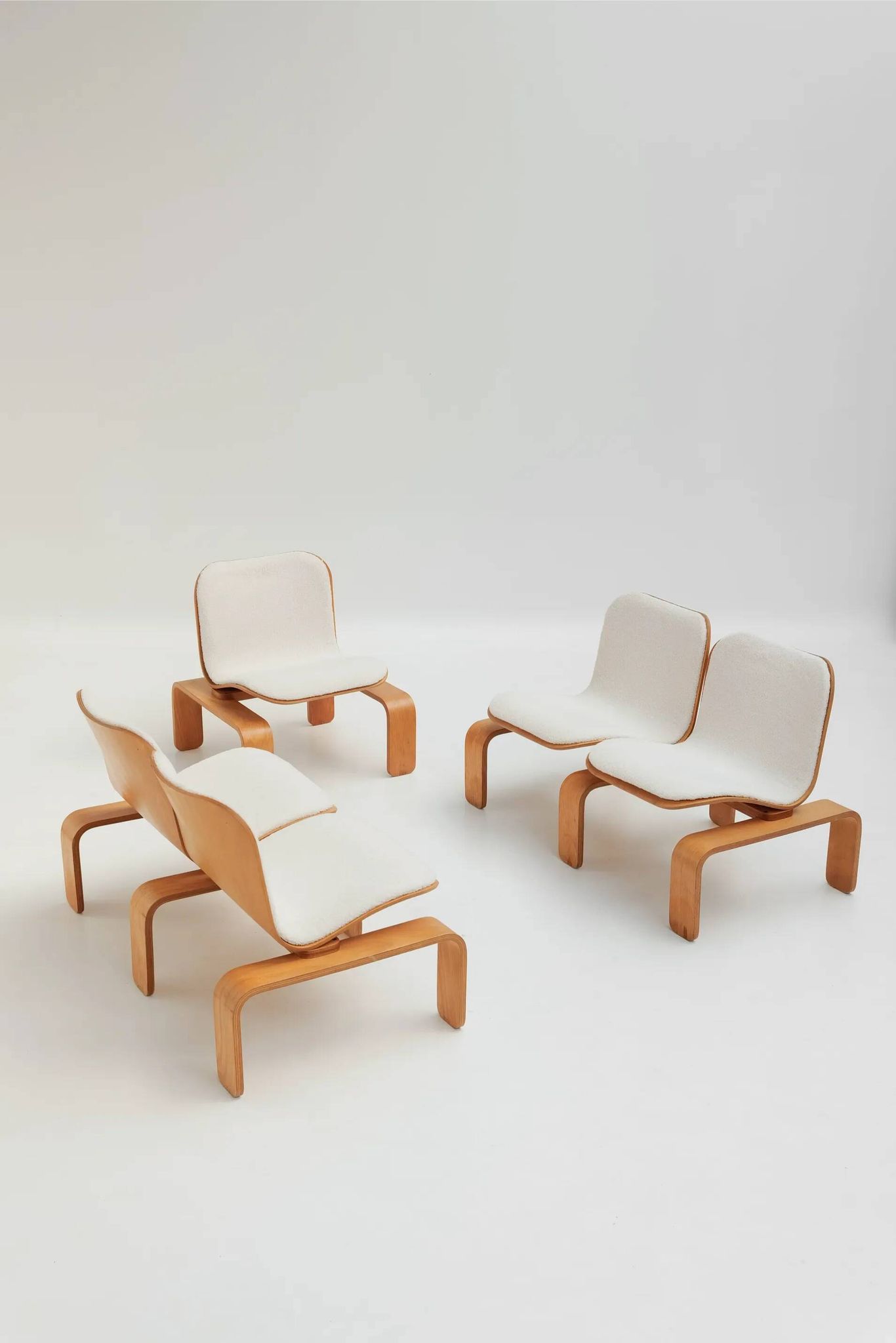 Living room set by Jean-Michel Chaudeurge for Steiner