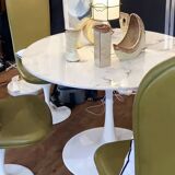 Tulip dining table in marble and lacquered steel 110cm. Seventies design