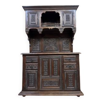 Renaissance Style Cabinet in Carved Wood circa 1850