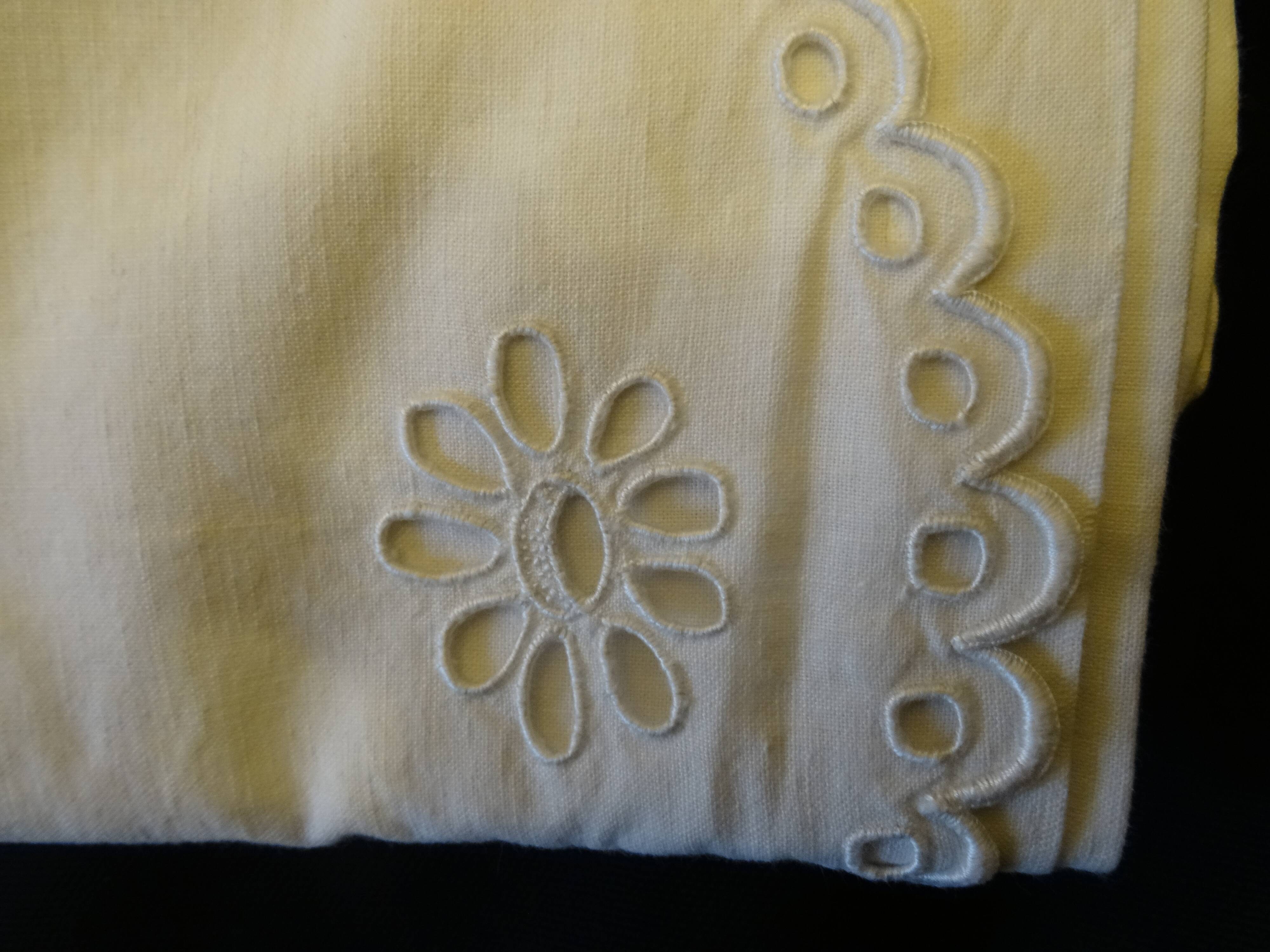Sheet former monogram and scalloped